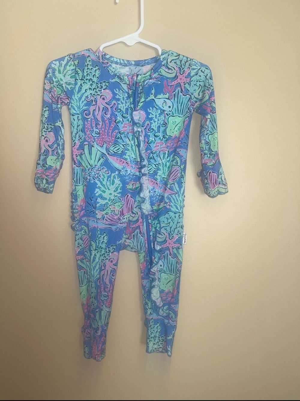 Gigi And Max Bamboo Ruffled Footie Girls Size 12 Months Sea Life